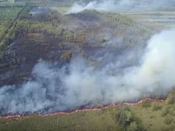 Brand bij de Deurnese Peel in 2017. (Foto: Ivo van der Put / YouTube)