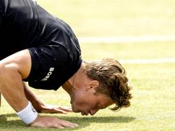 Tim van Rijthoven in 2022 na zijn winst in Rosmalen (Foto: ANP)