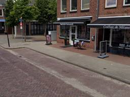 De nagelstudio aan het Mgr. Nolensplein (beeld: Google Maps).