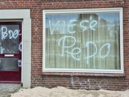 De vernielingen aan het huis (Foto: buurtbewoner).
