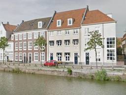 Ook aan de Noordzijde Haven is een tijdelijk parkeerverbod ingesteld (foto: Google Maps).