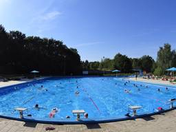 Zwembad Wolfslaar in Breda (Archieffoto: Paul Hermans)