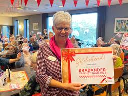 Marij is iedere dag als vrijwilliger in zorgcentrum Leenderhof (foto: Imke van de Laar)