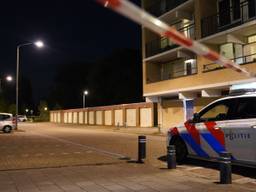 De politie doet onderzoek in de Helftheuvelpassage (foto: Bart Meesters/Meesters Multi Media/SQ Vision).