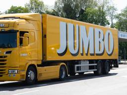 Jumbo haalt direct haar appeltaarten uit de schappen (archieffoto: Kevin Cordewener).