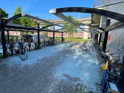 Een enorme ravage bij station Breda-Prinsenbeek (foto: Raymond Merkx).