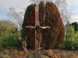 Het alternatieve Christusbeeld in Lithoijen (foto: Ista van Galen).