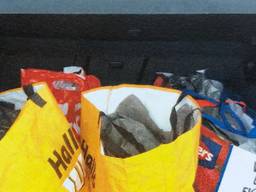 De tassen waarin de amfetamine lag (foto: politie).