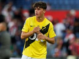 Pepijn Reulen in het shirt van NAC (foto: Hans van der Valk/Orange Pictures)