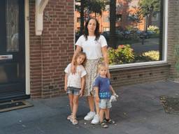 Lisa en haar twee kinderen (privéfoto)