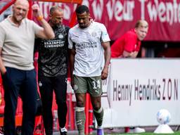 Alassane Pléa moest het veld geblesseerd verlaten (foto: Joris Verwijst/Orange Pictures).