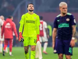 PSV-keeper Joël Drommel kreeg liefst vijf treffers te verwerken in Amsterdam (foto: ANP 2021/Olaf Kraak).