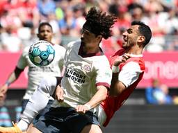 Ramalho in duel met Pavlidis (Foto: ANP)
