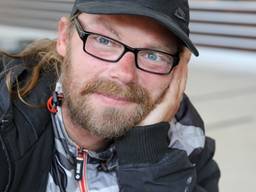 Andreas is een van de dakloze Polen die iedere maandag hulp krijgt op het station van Tilburg (foto: Karin Kamp).