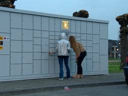 Het pakketpunt aan de Leurse Dijk in Etten-Leur moet overlast in de woonwijken voorkomen. 