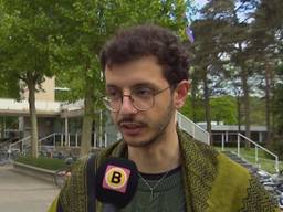 Rami Fransawi op de campus in Tilburg (foto: Jos Verkuijlen).