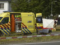 Fietsster overleden na aanrijding met bestelbusje in Breda