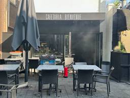 De cafetaria in Vught stond vol rook (foto: Bart Meesters).