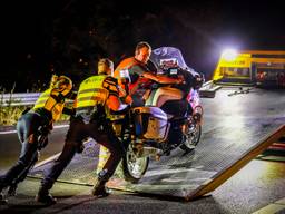 Motoragent gewond bij crash op snelweg