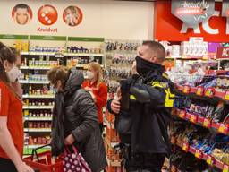 De Kruidvat is wel helemaal open (foto: Noel van Hooft). 