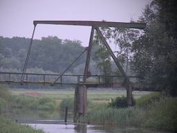 Eindelijk: het historische Biesbosch-bruggetje Janezand wordt gerestaureerd