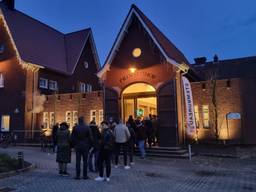 Stembureau Prinsenhof in Best, begin van de avond (foto: Collin Beijk).