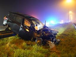 Auto slaat over de kop op A58 bij Gilze