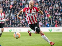 Jorrit Hendrix was heel lang speler van PSV, maar nu van Feyenoord