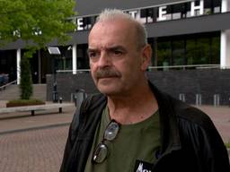 Cor den Dekker wil dat burgemeester Wobine Buijs verantwoording aflegt.