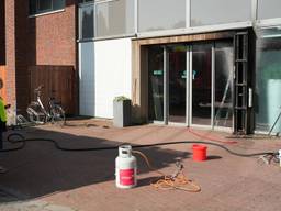 https://api.omroepbrabant.nl/img/f/$width$/$height$/0.61/0.41/bWVkaWEvcHJvZC80NzA2MzkzLmpwZz9zdj0yMDE5LTA3LTA3JnN0PTIwMjAtMDEtMDFUMDAlM0EwMCUzQTAwWiZzZT0yMDQwLTAxLTAxVDAwJTNBMDAlM0EwMFomc3I9YiZzcD1yJnNpZz1ObGJnSXFScWZmdkVRSno1NnRBRlVnV1ZkSWRHSExpWkRvc1NFdnBVb25FJTNE