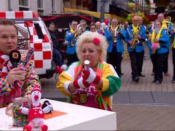 Jordy en Christel, hier bij de seizoensopening van carnaval 2018, hebben dit jaar een aangepast Fijnfisjenie Café.