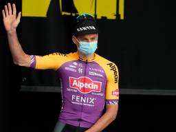 Mathieu van der Poel bij de ploegpresentatie van de Tour de France (foto: ANP).