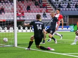 Lex Immer stikt de 0-1 binnen bij FC Emmen-NAC.