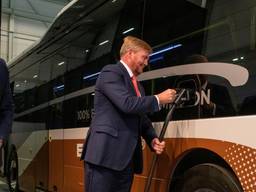 'Knettergekke' busbouwer Ebusco krijgt bezoek van de koning