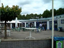 Bijeenkomst was in de kantine van voetbalclub Festilent.