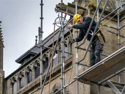 Onderhoud aan de Sint-Janstoren in Den Bosch (foto: Provincie Brabant).