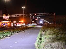 Een jongen (8) is aangereden langs de A16 bij Moerdijk 