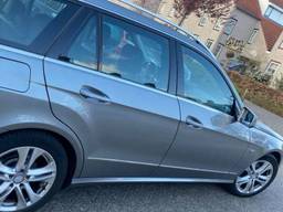 De gestolen Mercedes van Amy