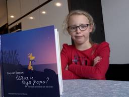 Eva (8) schreef een boek over haar vader met dementie