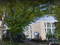 Het Theresialyceum in Tilburg (foto: Google Streetview).
