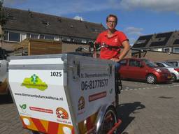 Hij rijdt rond: de Dieren Ambulance Bakfiets ‘Ik mis nog een sirene’