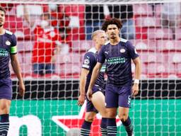 PSV'er André Ramalho en Marco van Ginkel (foto: ANP).