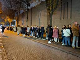 Lange rijen in Tilburg voor toegangsembleem Elfde van de Elfde