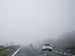 Waarschuwing voor dichte mist: pas op wanneer je de weg op gaat (foto: ANP)