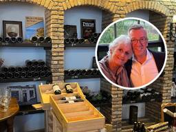 Na het overlijden van Marie-José sluit haar man Laurens haar 127 jaar oude wijnwinkel (foto: Megan Hanegraaf/ privé).