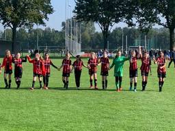MO13-3 van OJC Rosmalen hopen snel weer een wedstrijd te spelen. 