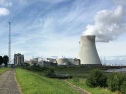 De kerncentrale in Doel, ten zuiden van de gemeente Woensdrecht (foto: archief).