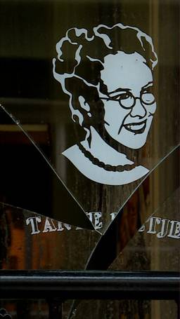 Tante Pietje afgebrand