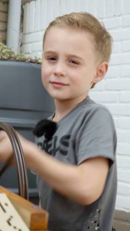 Jonge draaiorgelman