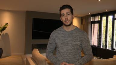 Ralf woonde maanden onder dode bovenbuur